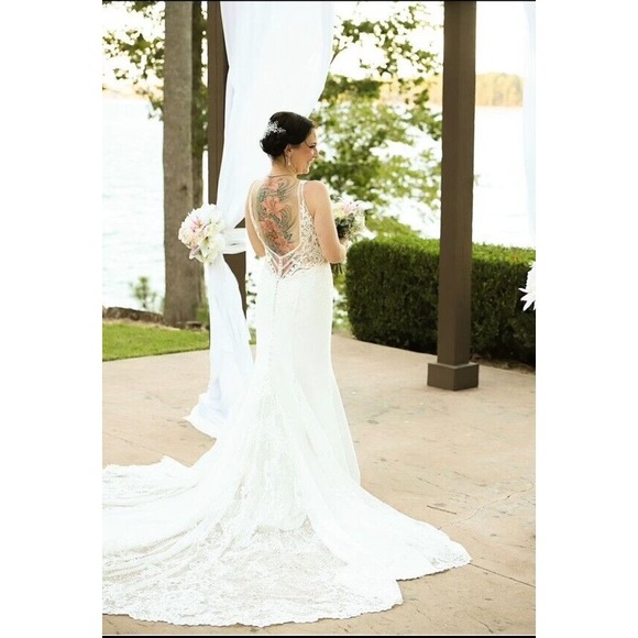 Dreams By EddyK White Wedding Dress Mermaid Style Long Train Size 8 Lace - Picture 2 of 3